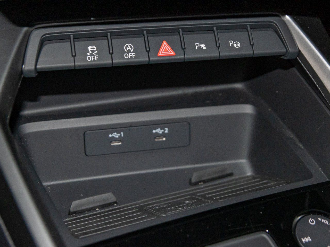 Audi A3 Sportback 35 TDI Leder LED virtCo FOD-ACC