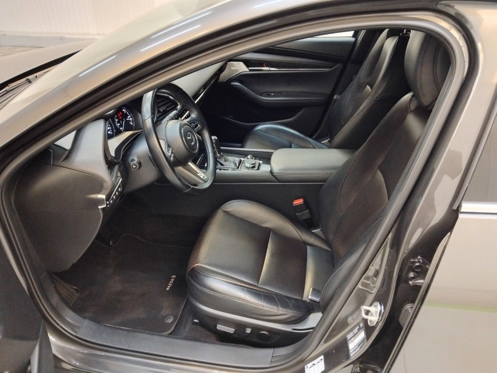 Mazda 3 S SKYACTIV-G 2.0  6AG SELECTION