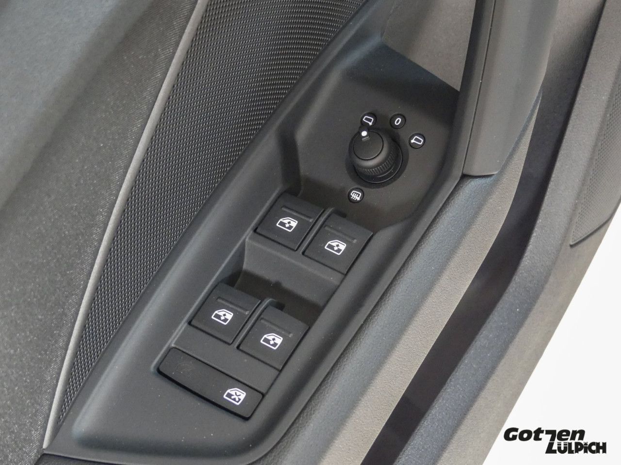 Audi A3 Sportback 35 TFSI S line S tronic - Samsaru's Car Outlet