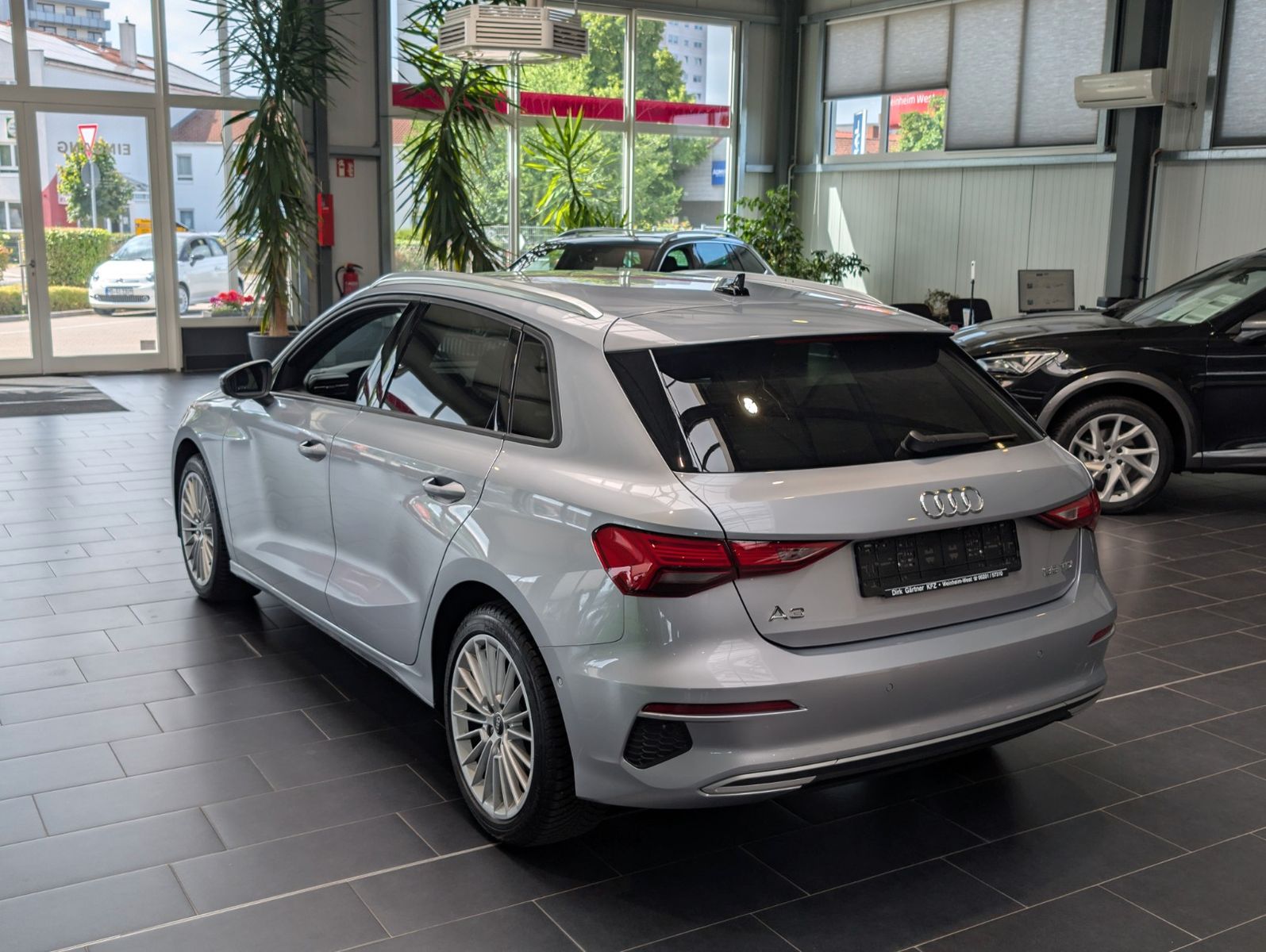 Audi A3 35 TDI Sportback S tronic advanced - Samsaru's Car Outlet