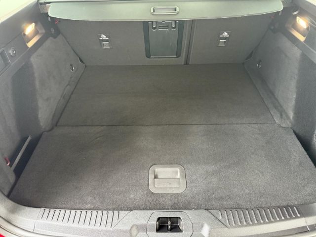 Ford Focus Turnier Active X + el. Panoramadach + Lede