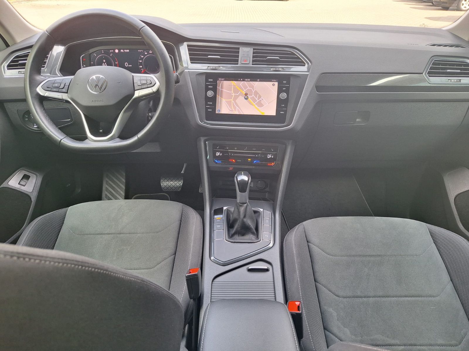 Volkswagen Tiguan 2.0 TDI United DSG - Samsaru's Car Outlet