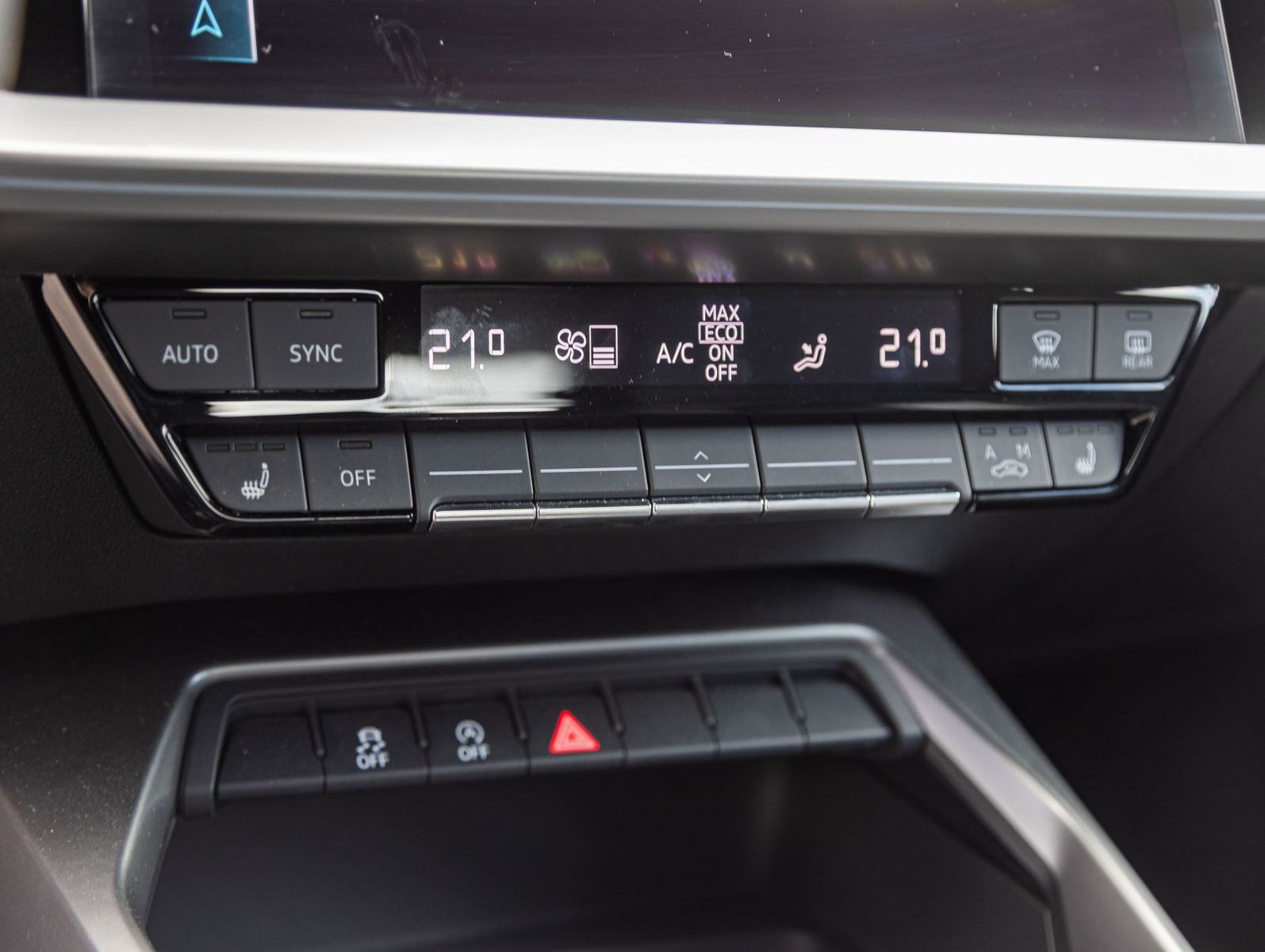 Audi A3 Sportback advanced 30TFSI Stronic LED GRA AHK