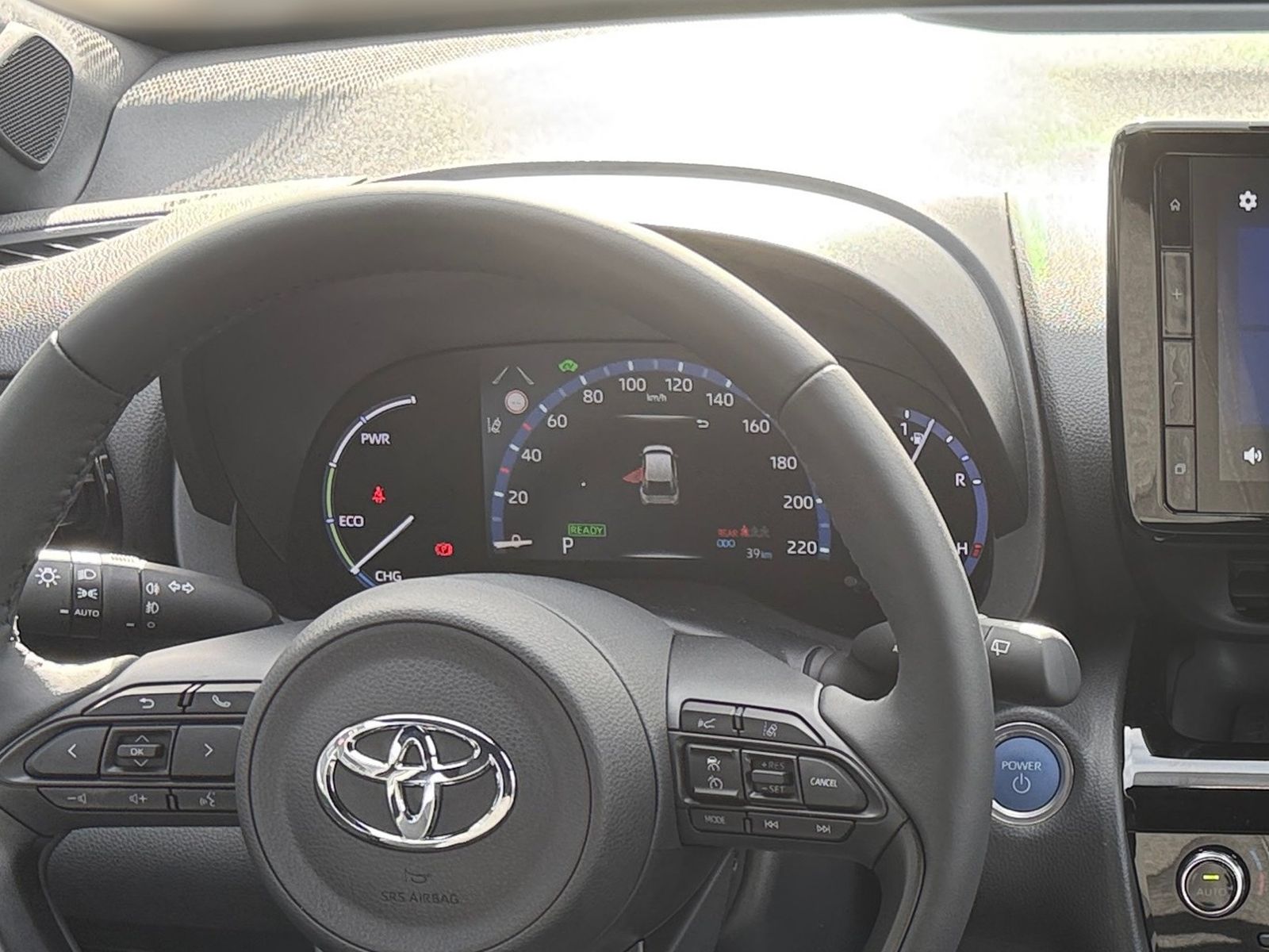 Toyota Yaris Cross 5-Türer Team Deutschland 1,5-l-VVT-i