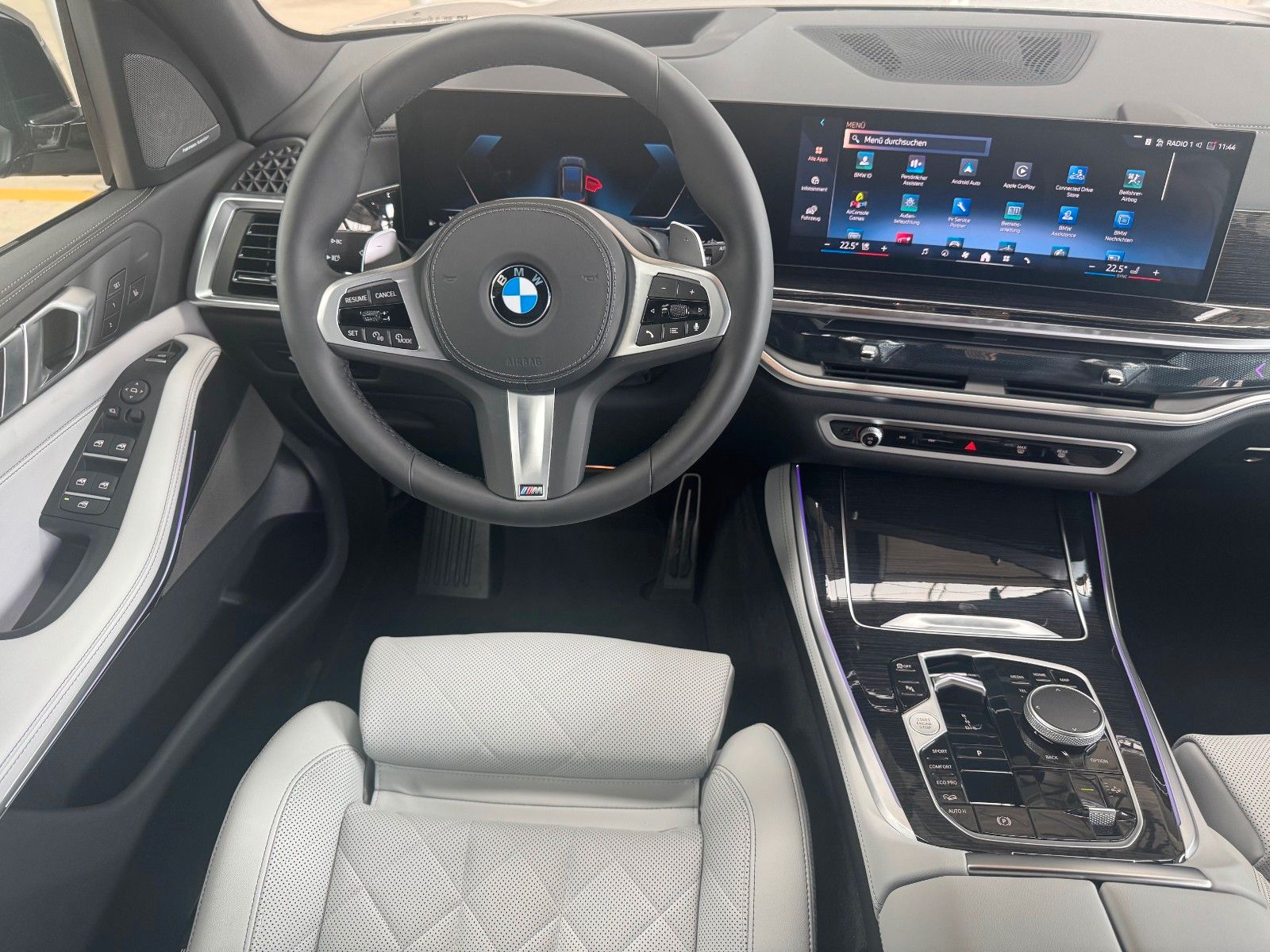 BMW X5 30d M SPORT.LUFTFEDER.SKY.SOFTCLOSE.AHK.360°