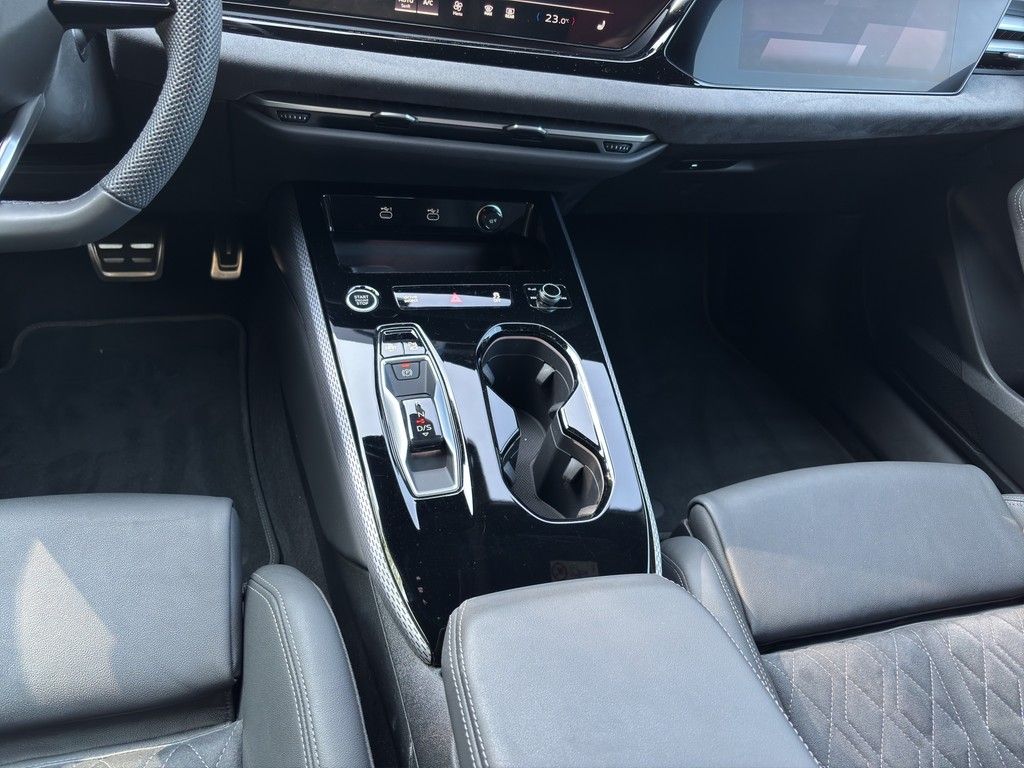 Audi A5 Avant TDI quattro S tronic S Line AHK, T