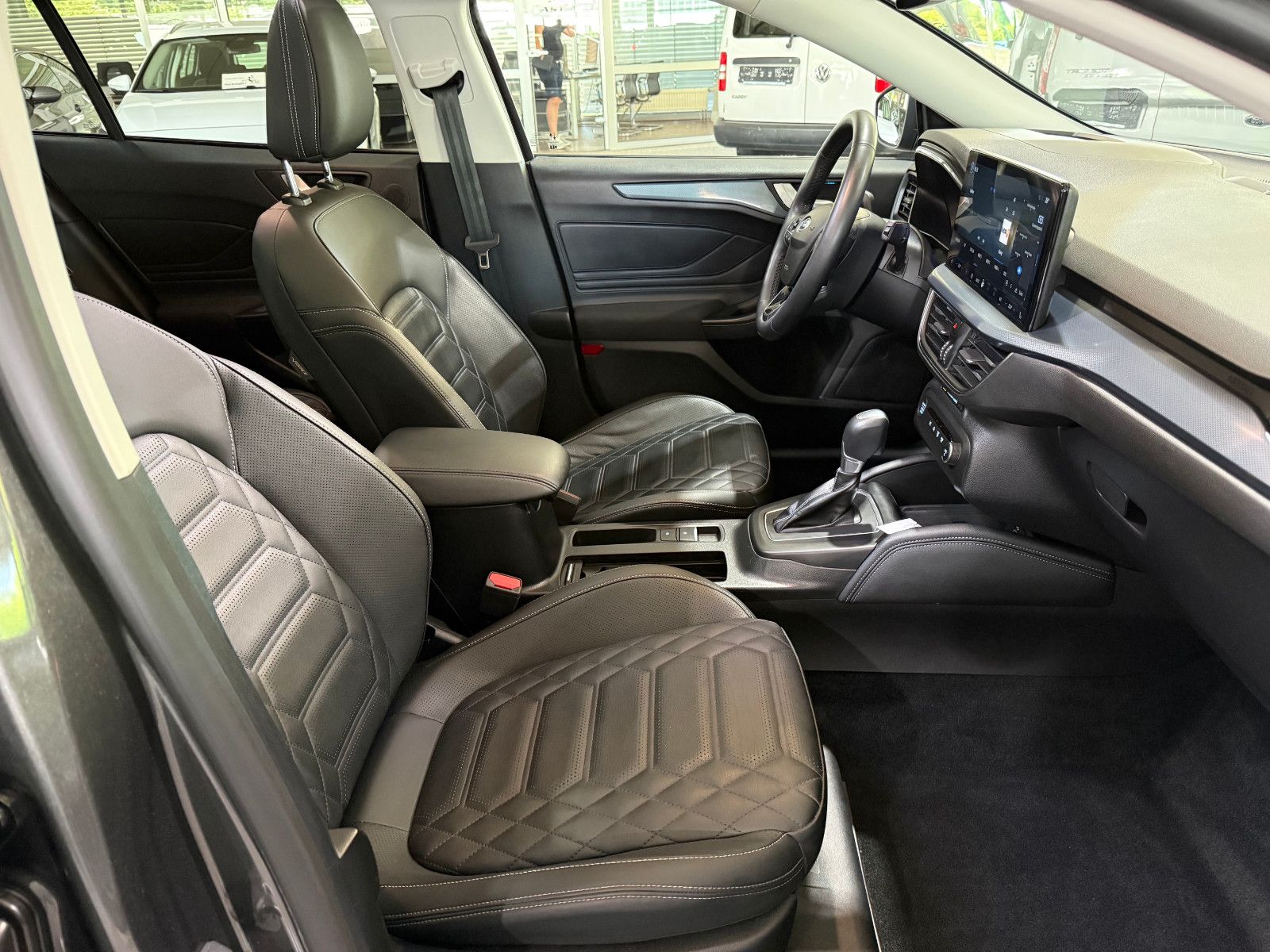 Ford Focus Tur 1.0i ActiveX Matrix LED Pano AHK ACC