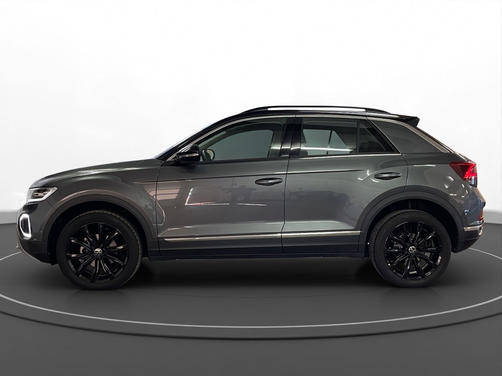 Volkswagen T-Roc 1.5 TSI Style - Samsaru's Car Outlet