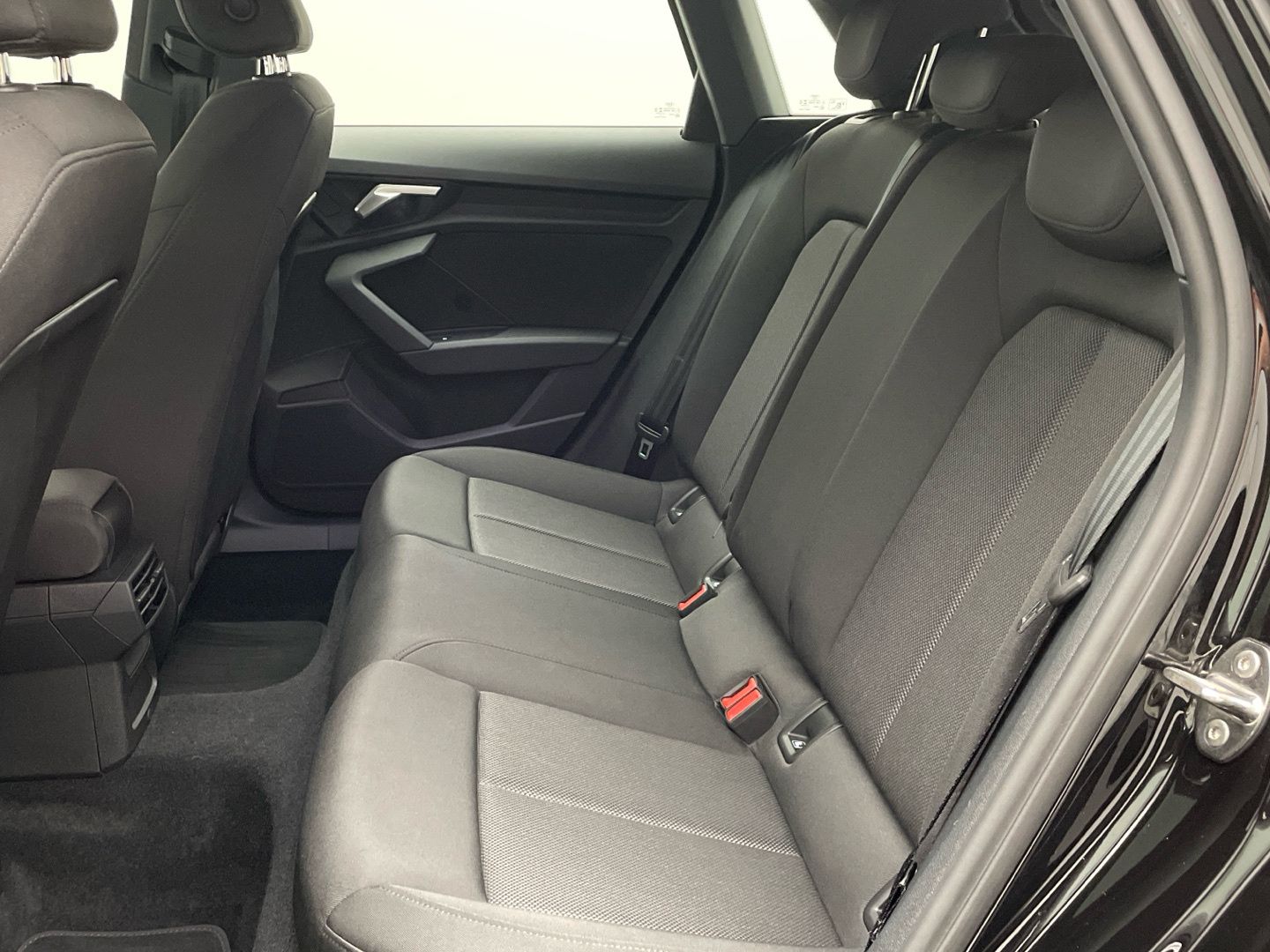 Audi A3 Sportback 40 TFSI e S tronic MMI LED Fahrsch.