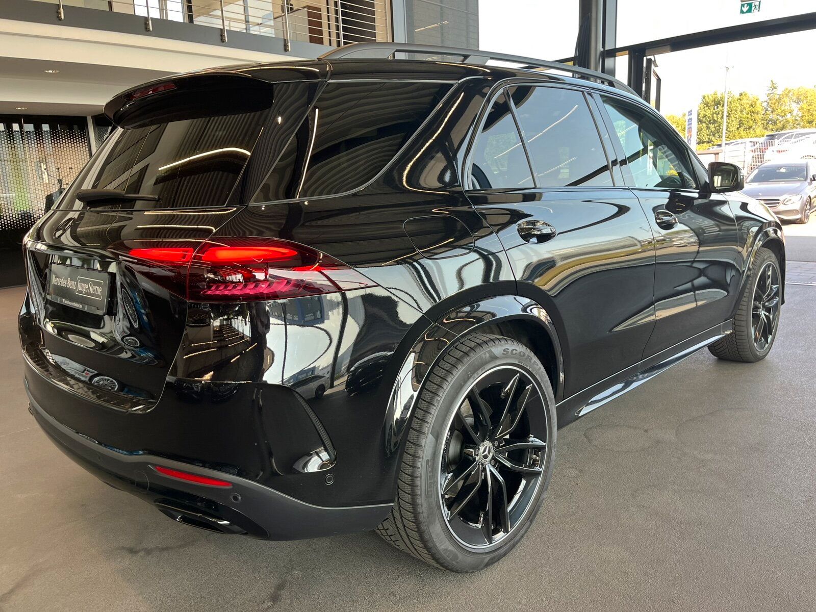 Mercedes-Benz GLE 450 d 4M AMG NIGHT PANO PREMIUM AIRMATIC AH