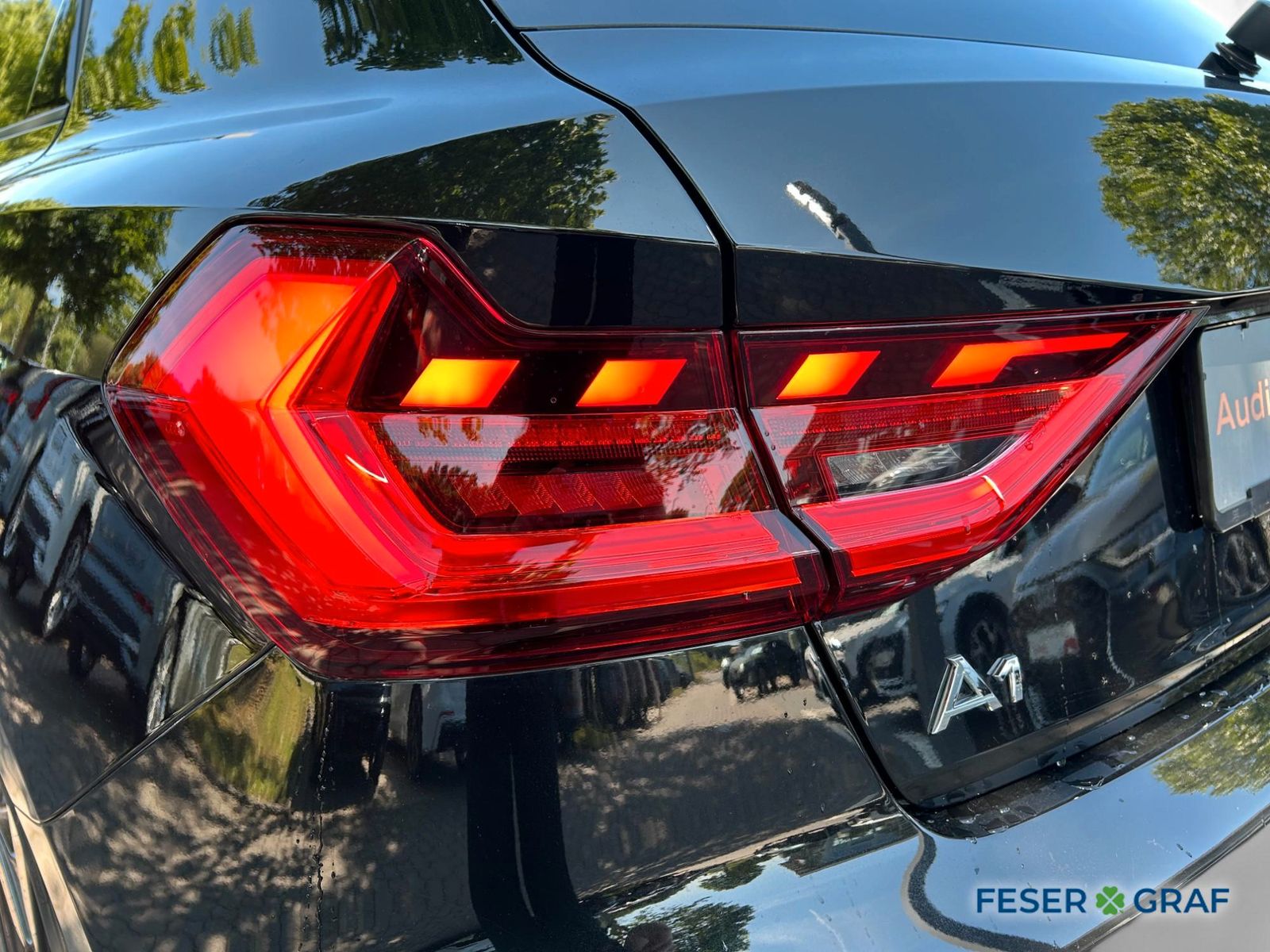 Audi A1 Sportback S line 30TFSI S tronic - Samsaru's Car Outlet