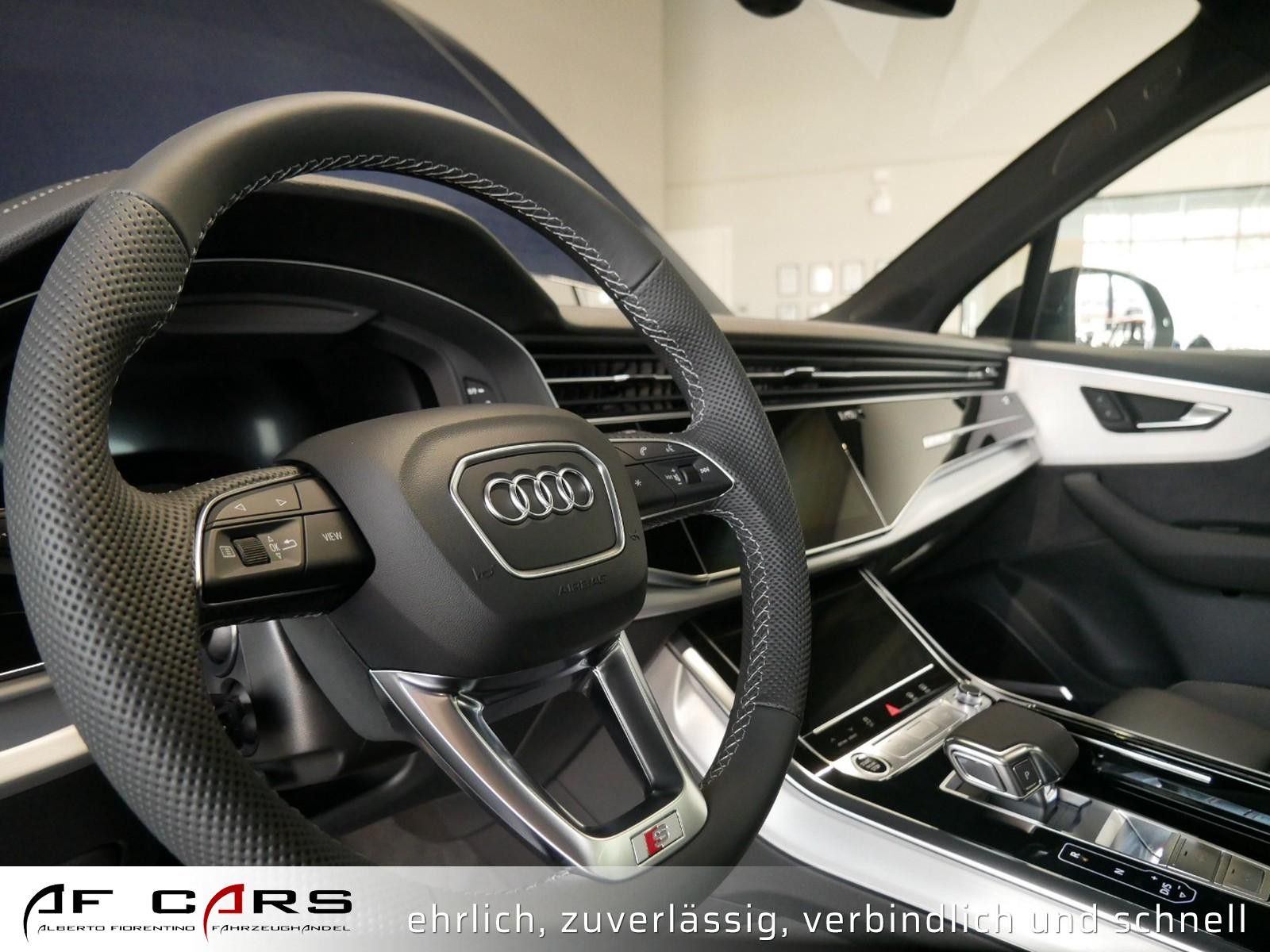 Audi Q7 50 TDI quattro S line S Sport 7 Seat Matrix