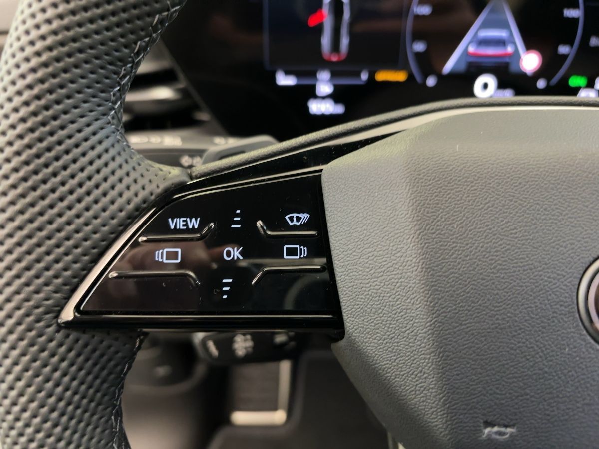 Audi Q5 TDI quattro S tronic - Samsaru's Car Outlet