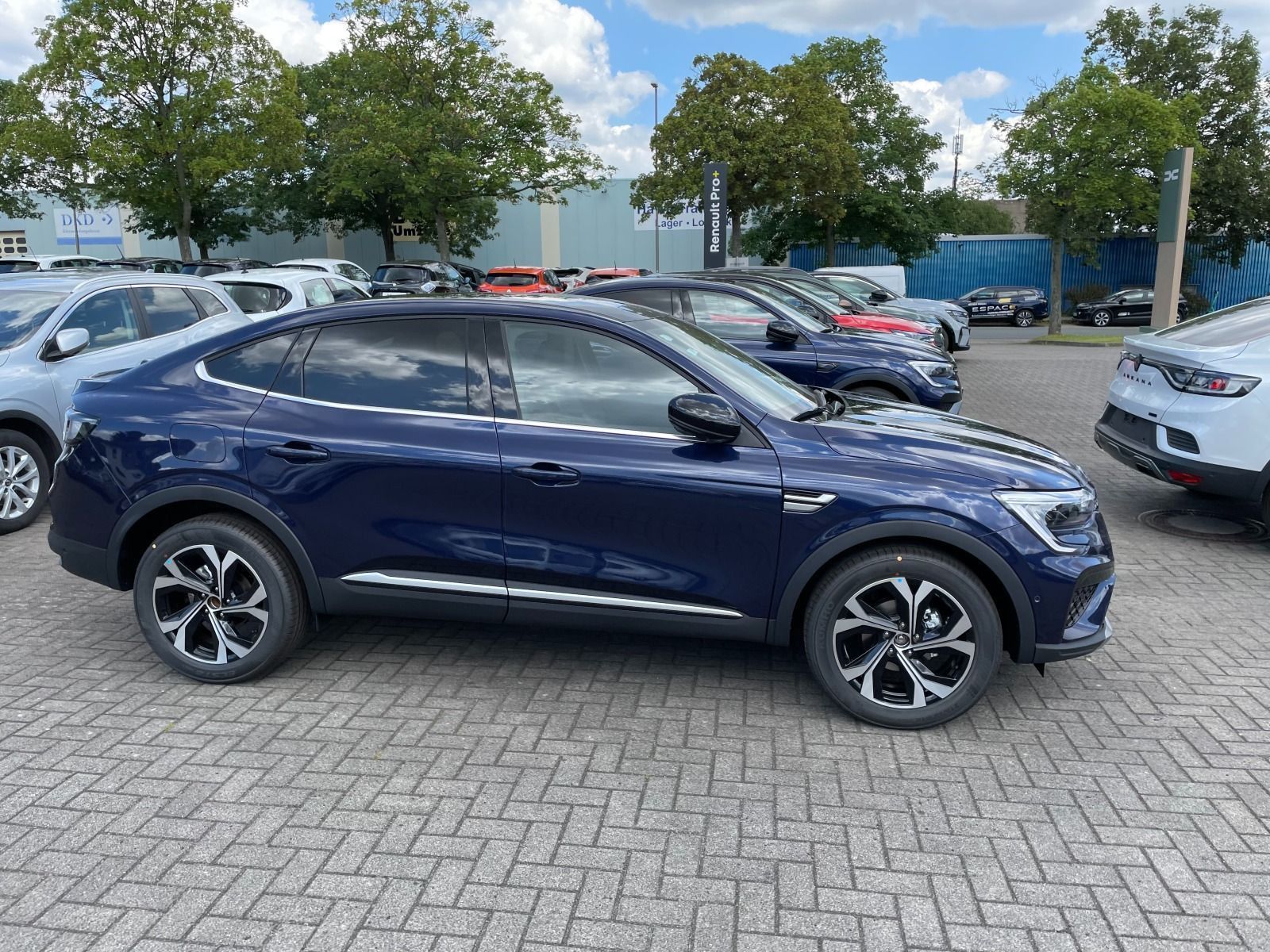Renault Arkana Techno TCe140 EDC - Samsaru's Car Outlet