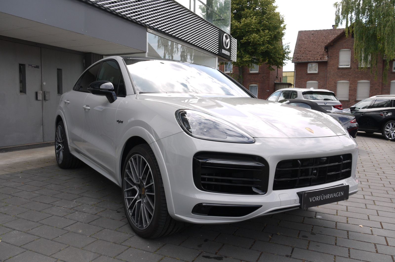 Porsche Cayenne E-Hybrid Platinum Edition*ACC*LUFT*PANO*
