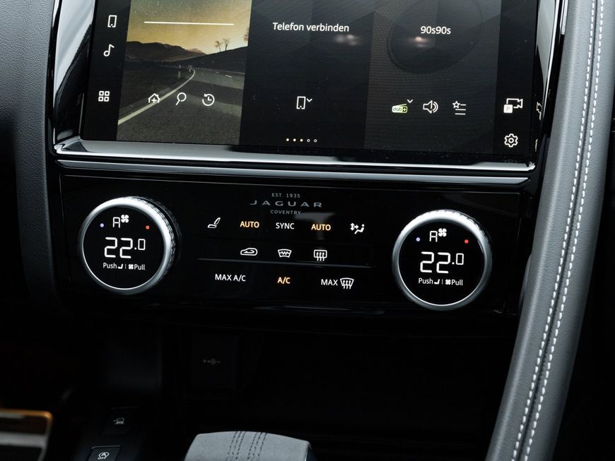 Jaguar E-Pace D200 AWD R-Dynamic HSE