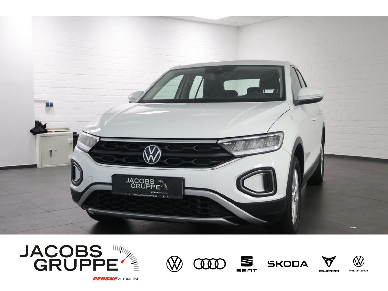 Volkswagen T-Roc 1.0 TSI - Samsaru's Car Outlet