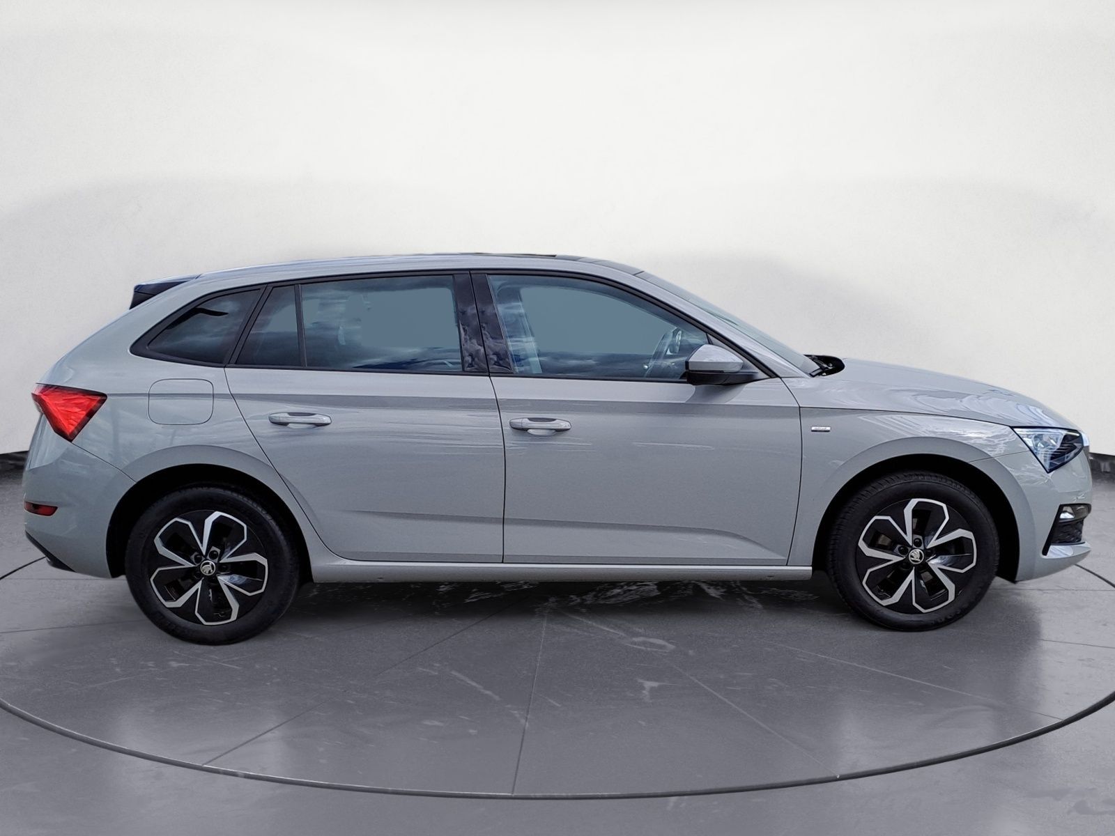 Skoda Scala 1.0 TSI DSG Drive - Samsaru's Car Outlet