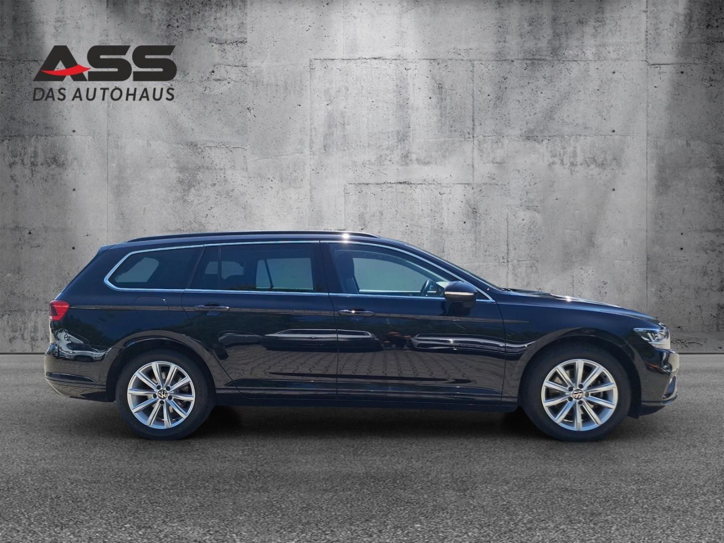 Volkswagen Passat 2.0 TSI BMT Business - Samsaru's Car Outlet