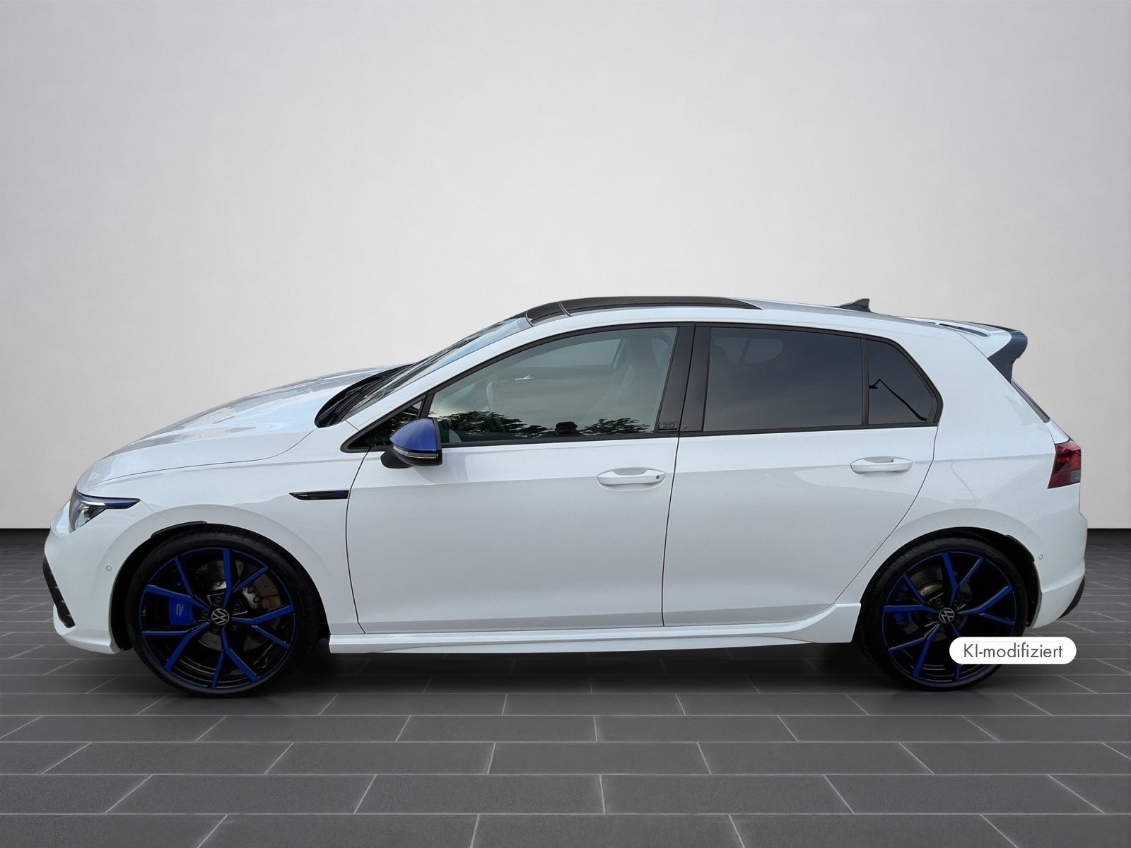Volkswagen Golf VIII R 20 Years 2.0 TSI PANO KAMERA H&K