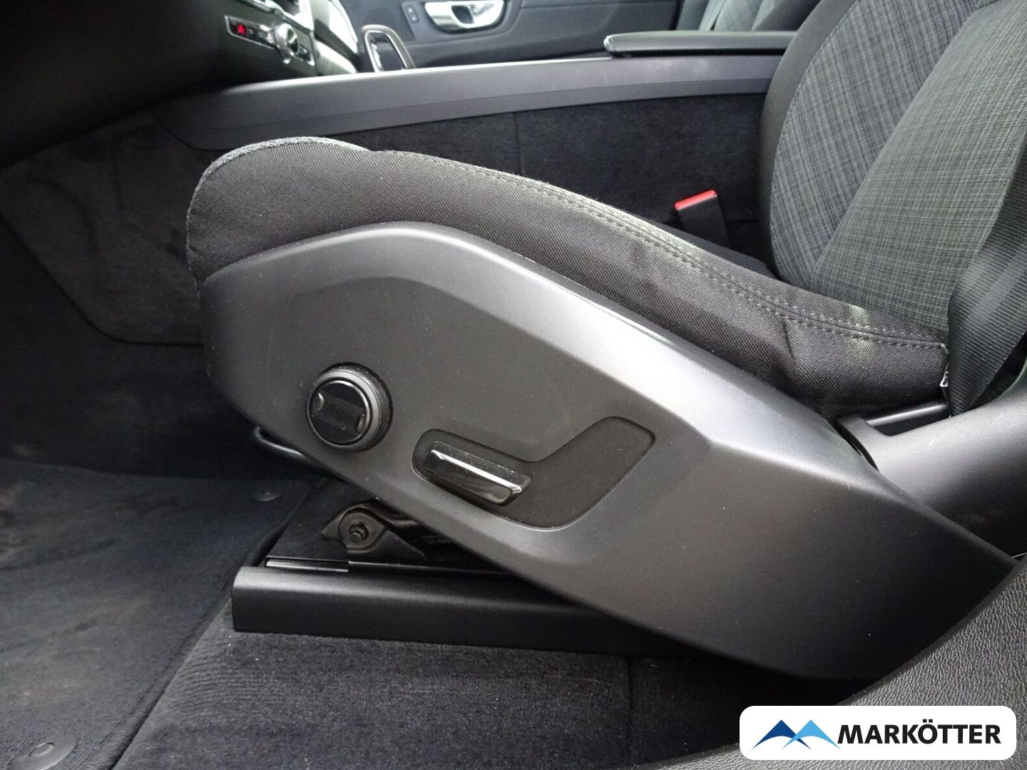 Volvo XC60 T6 Inscription AWD/AHK/360Cam/Pano/SHZ/LHZ