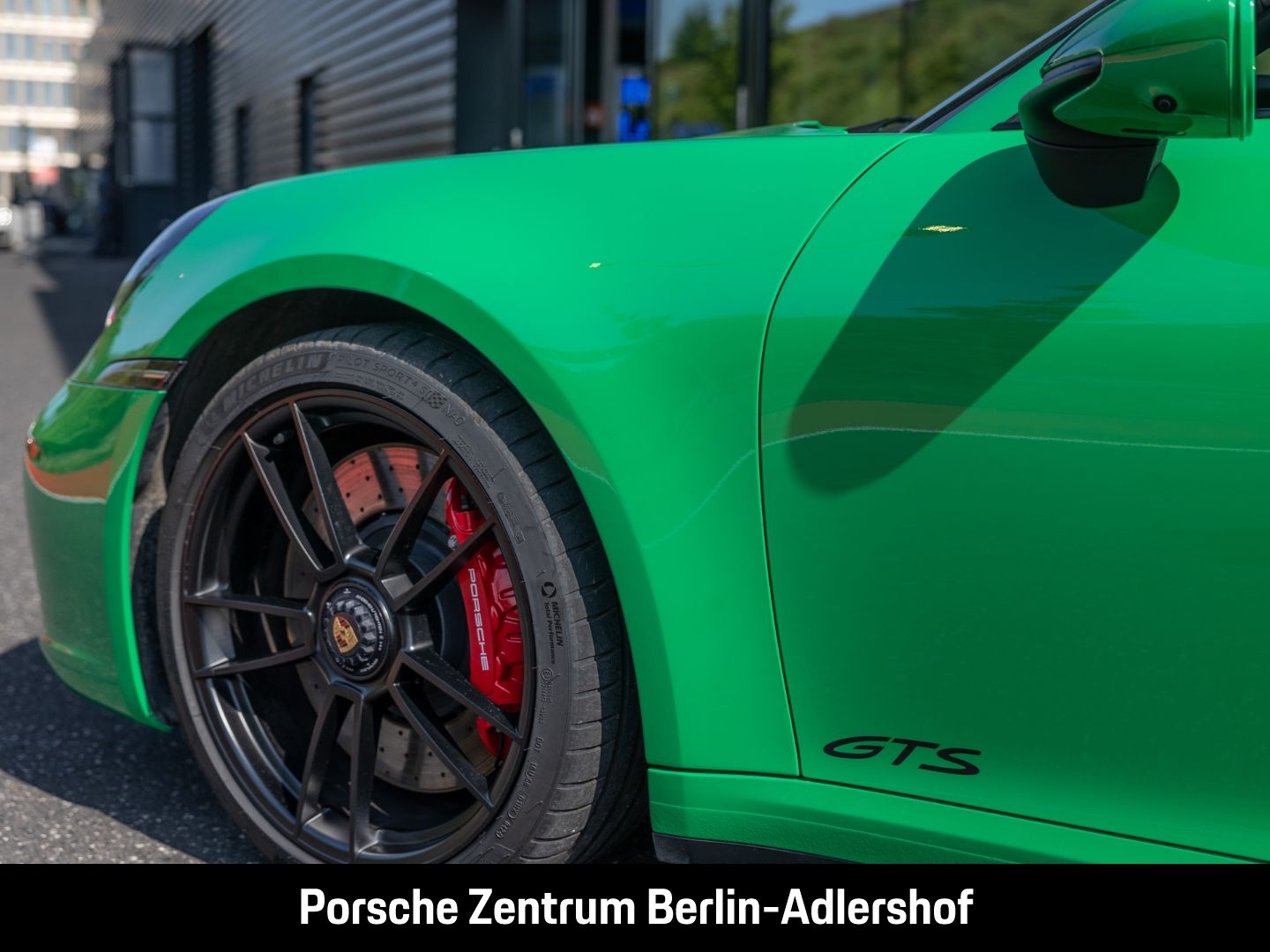 Porsche 992 911 Targa 4 GTS BOSE Sportabgasanlage LED