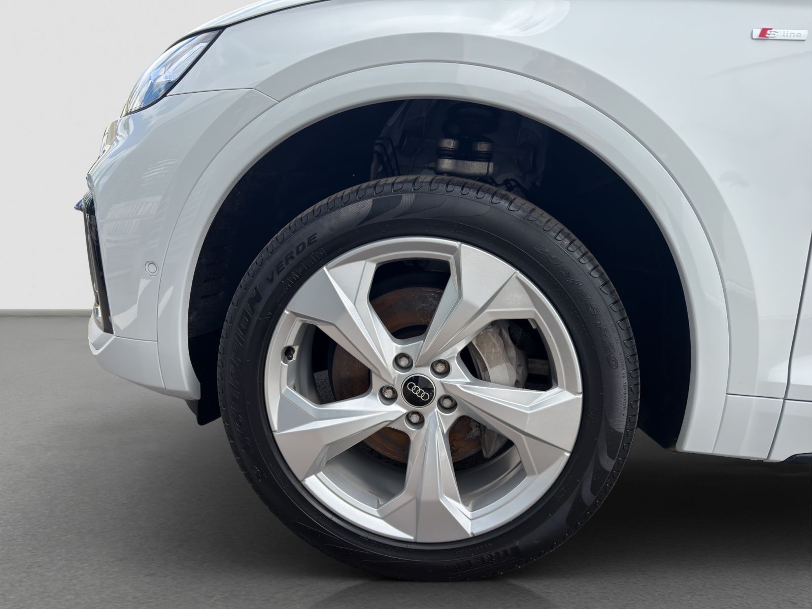 Audi Q5 55 TFSI e quattro S-tronic S line Matrix Umge