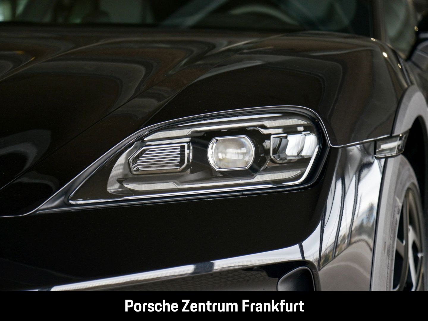 Porsche Taycan 4 Cross Turismo Sport-Chrono Panoramadach