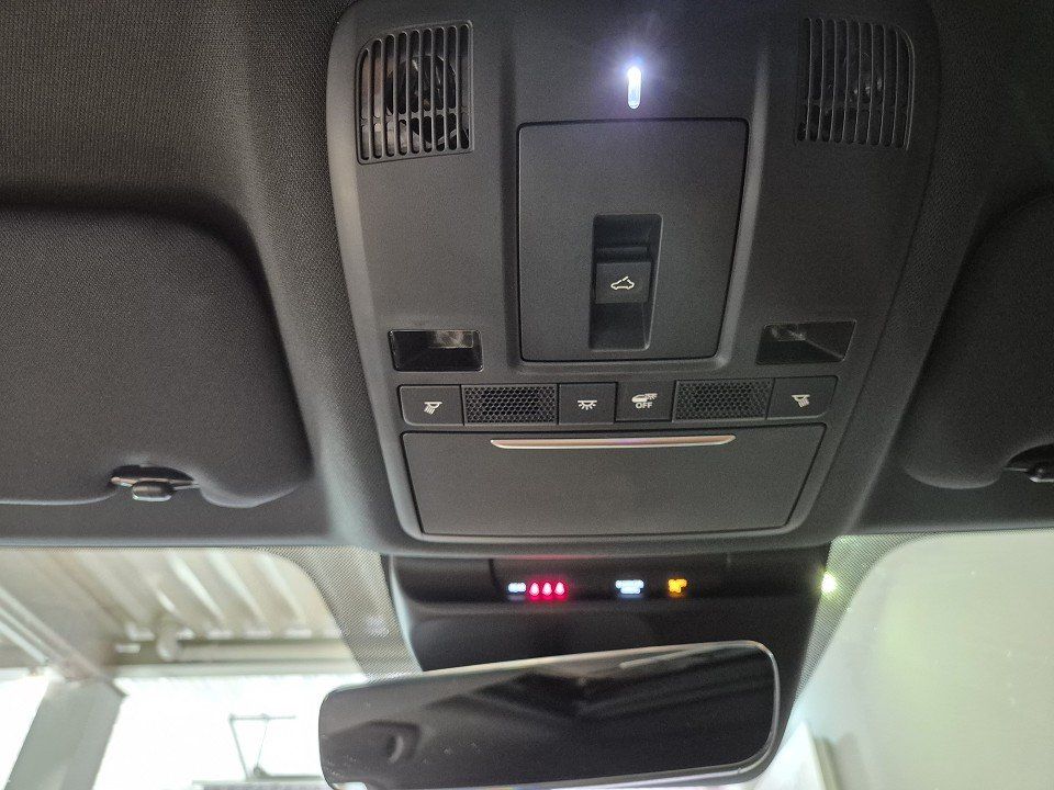 Mazda 6 Limousine 20thanniversary G-194/AT/Glasschiebe