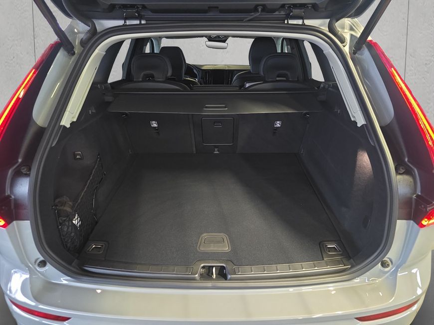 Volvo XC60 B5 B AWD Core