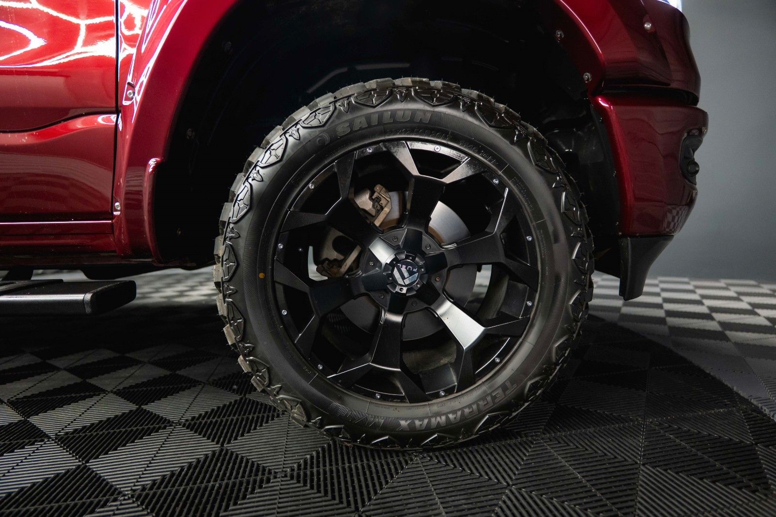 Dodge RAM 5.7 V8 HEMI 4x4 OFFROAD Night-Paket *LED*19%