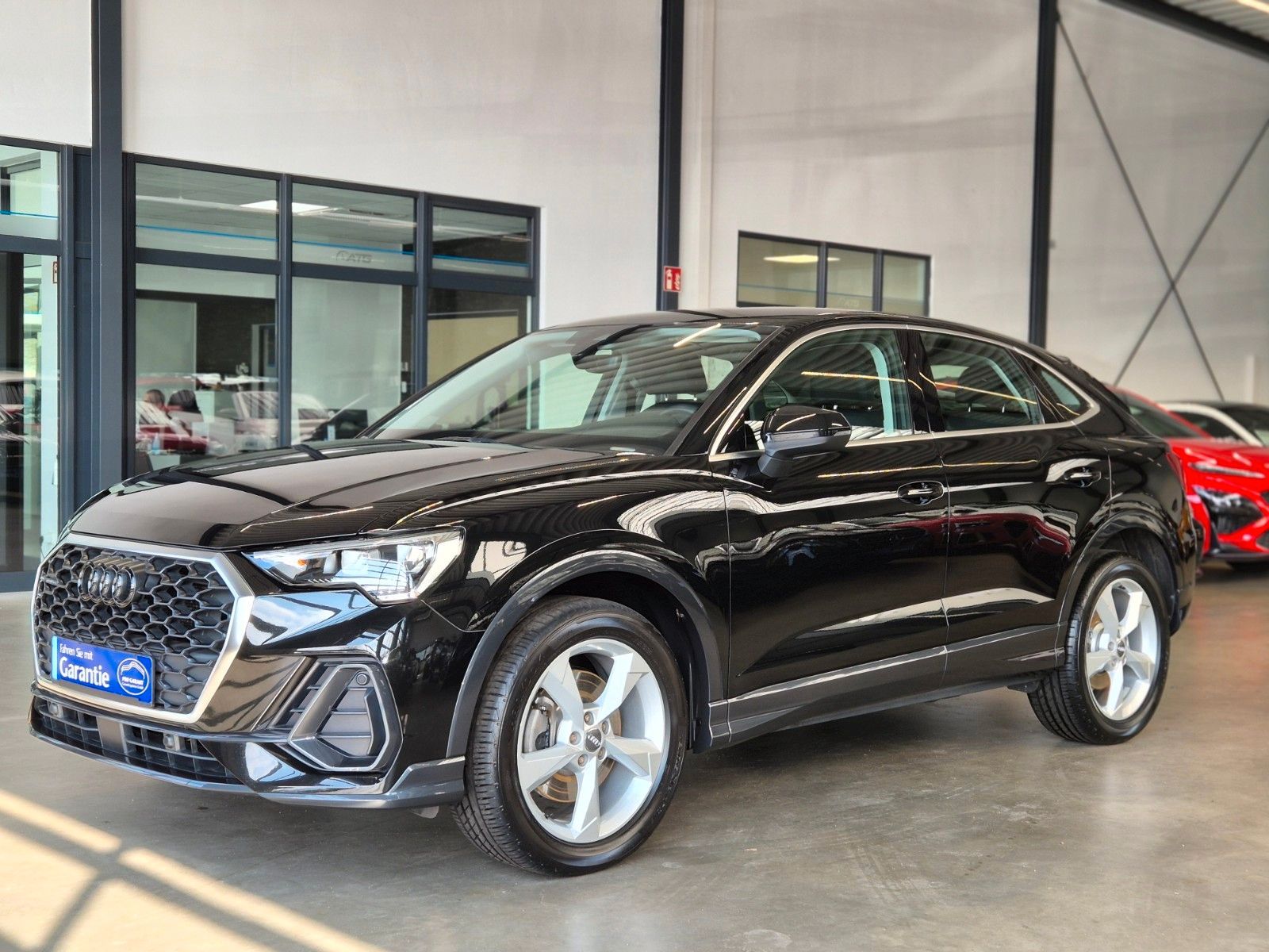 Audi Q3 SPORTBACK 45 TFSI quattro - Samsaru's Car Outlet