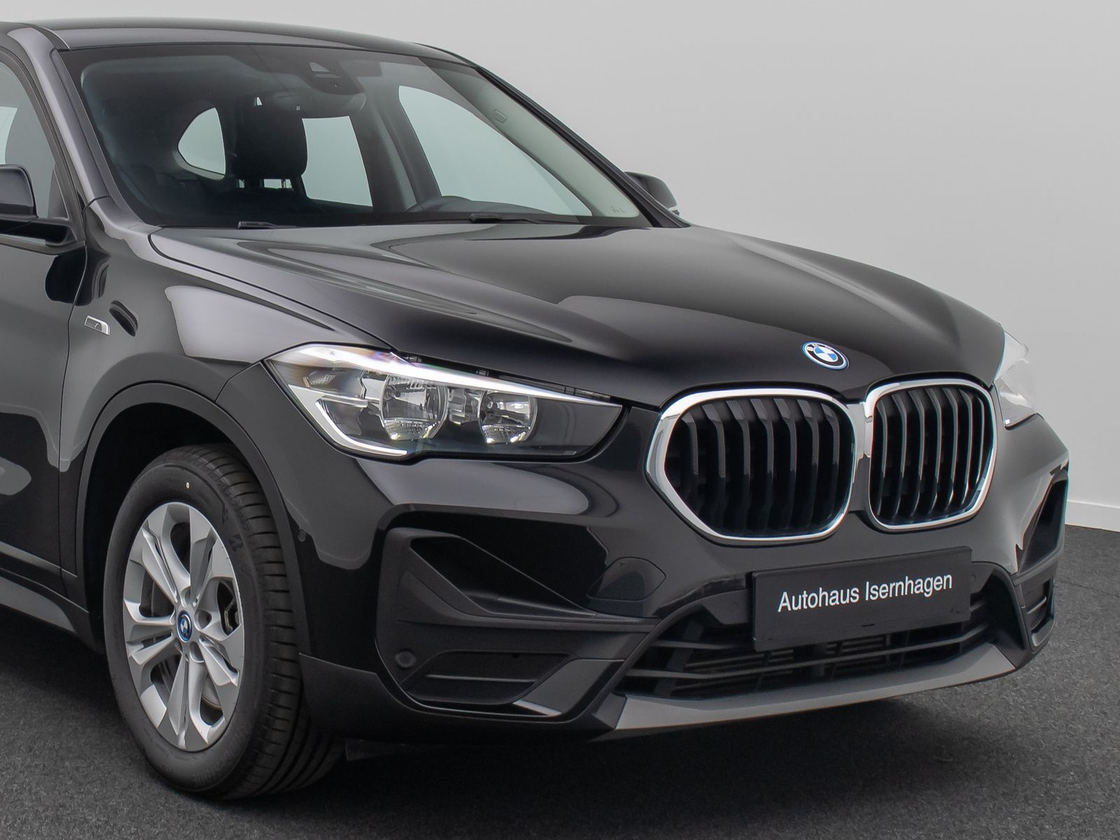 BMW X1 xD25e - Samsaru's Car Outlet