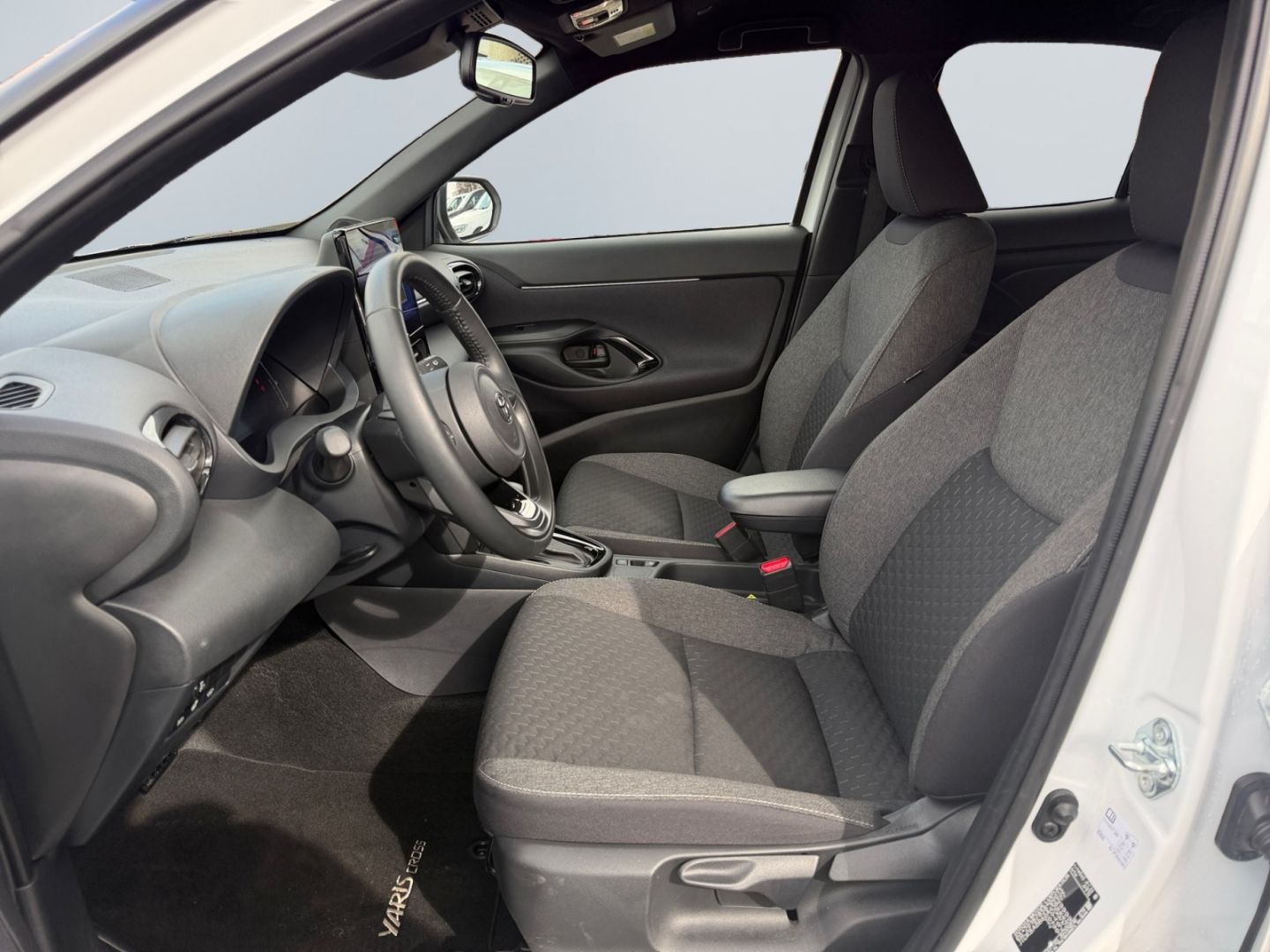 Toyota Yaris Cross Hybrid 1.5 Team D *CarPlay*RCam*Navi