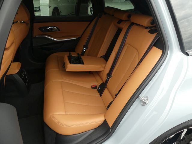 BMW 320 d xDriv Tou M Sport PRO ACC°Pano-Mem.°Stdhzg