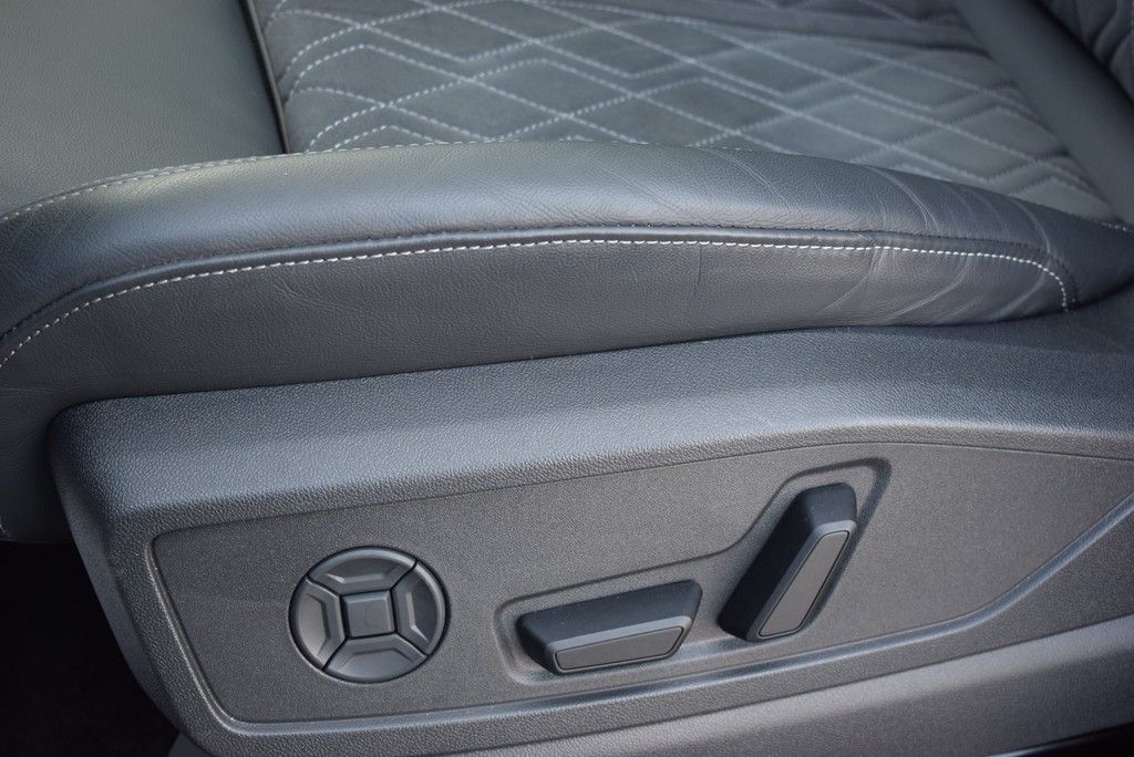 Audi Q5 TDI quattro *S-line*Pano*AHK*Matrix*360°