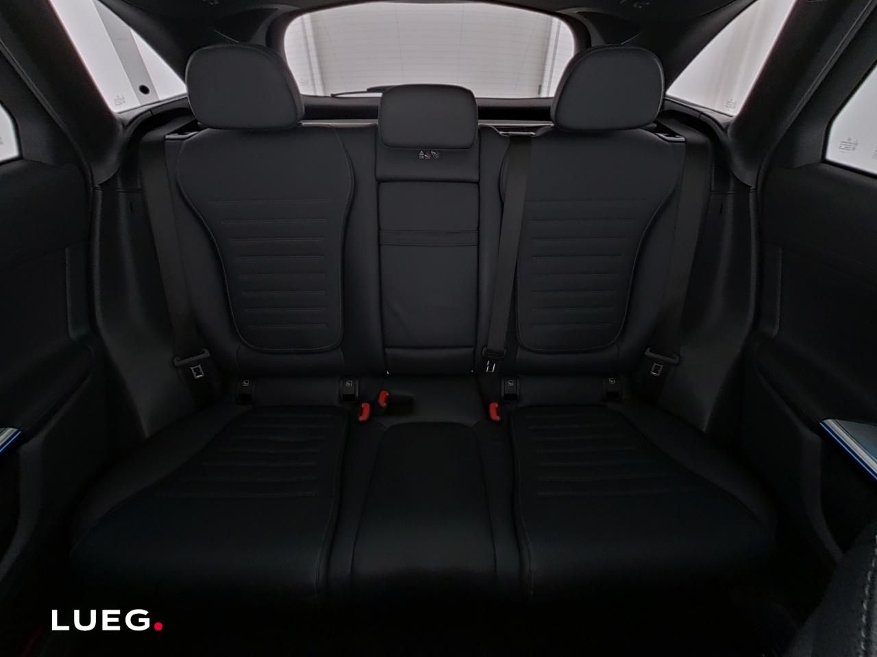 Mercedes-Benz GLC 300 e 4M AMG+NavPr+Pano+DLIGHT+Burm+AHK+360°