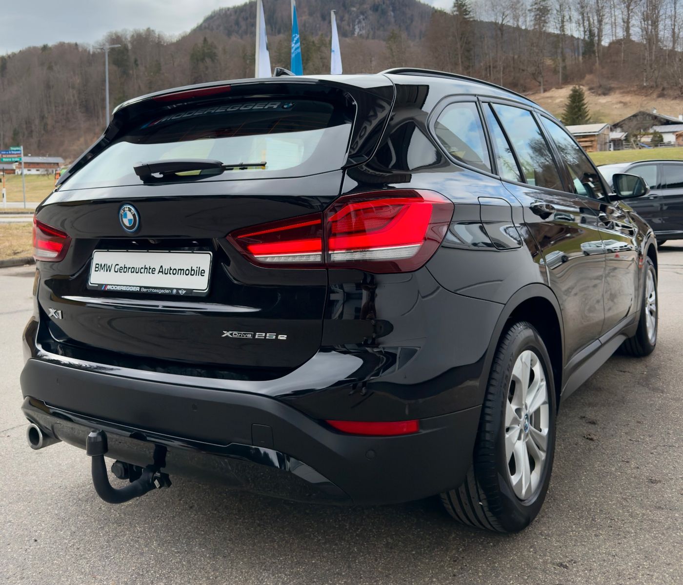 BMW X1 xDrive25e Business - Samsaru's Car Outlet