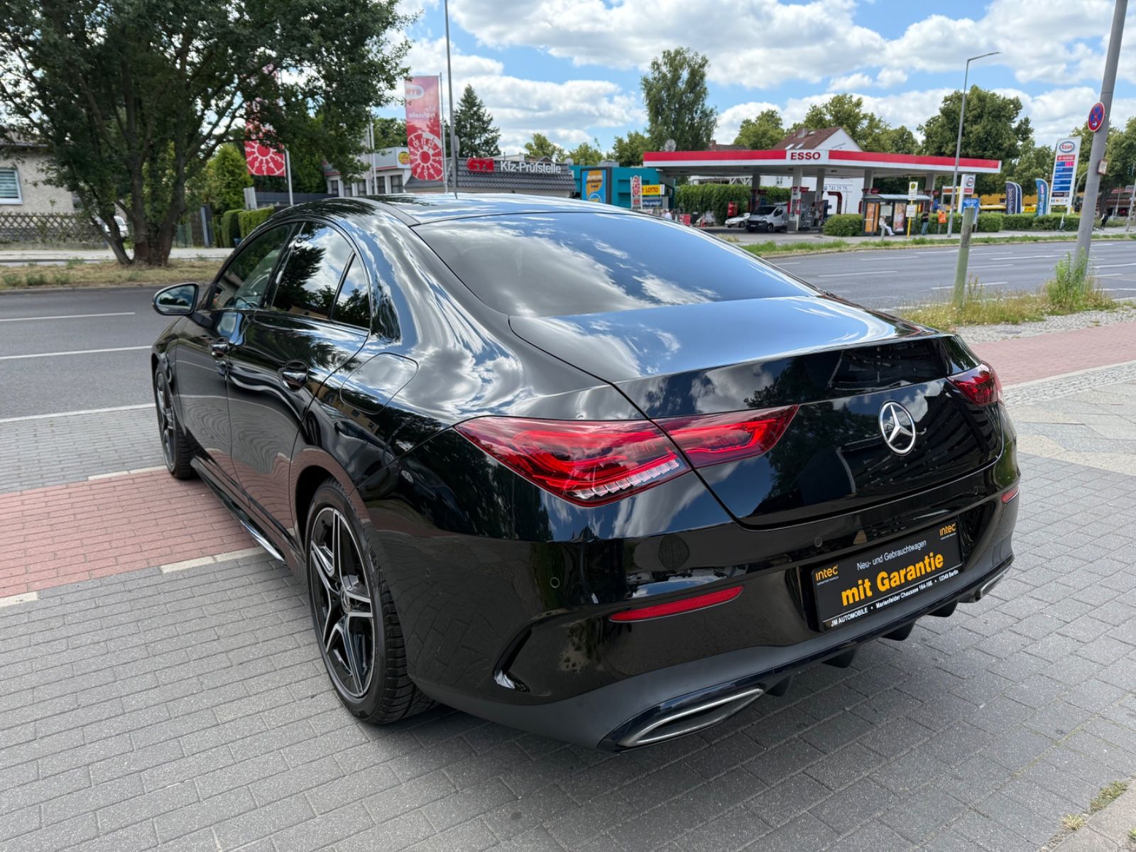 Mercedes-Benz CLA 200 AMG - Samsaru's Car Outlet