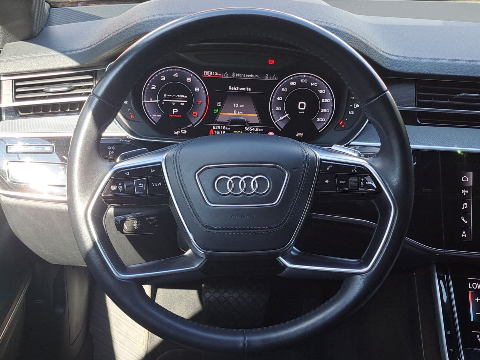 Audi A8 60 TFSIe - Samsaru's Car Outlet