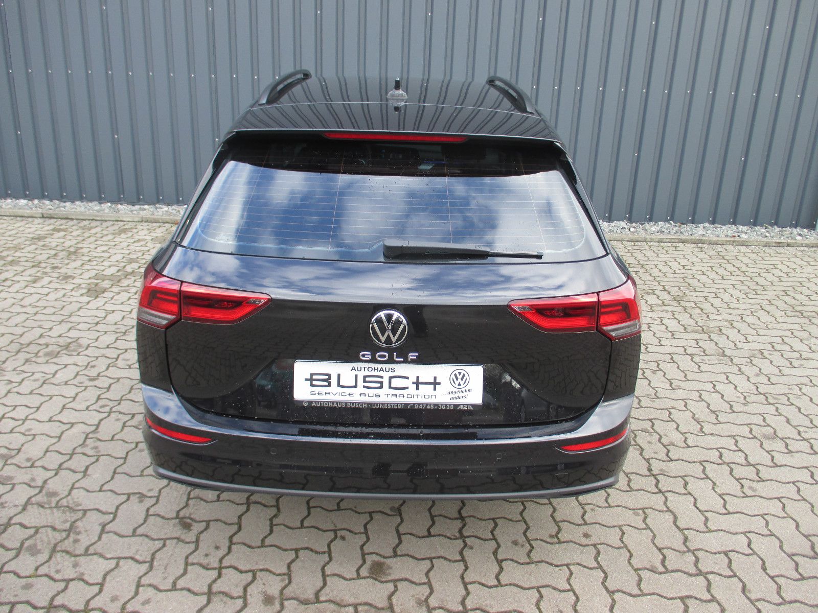 Volkswagen Golf VIII Variant 2.0 l TDI - Samsaru's Car Outlet