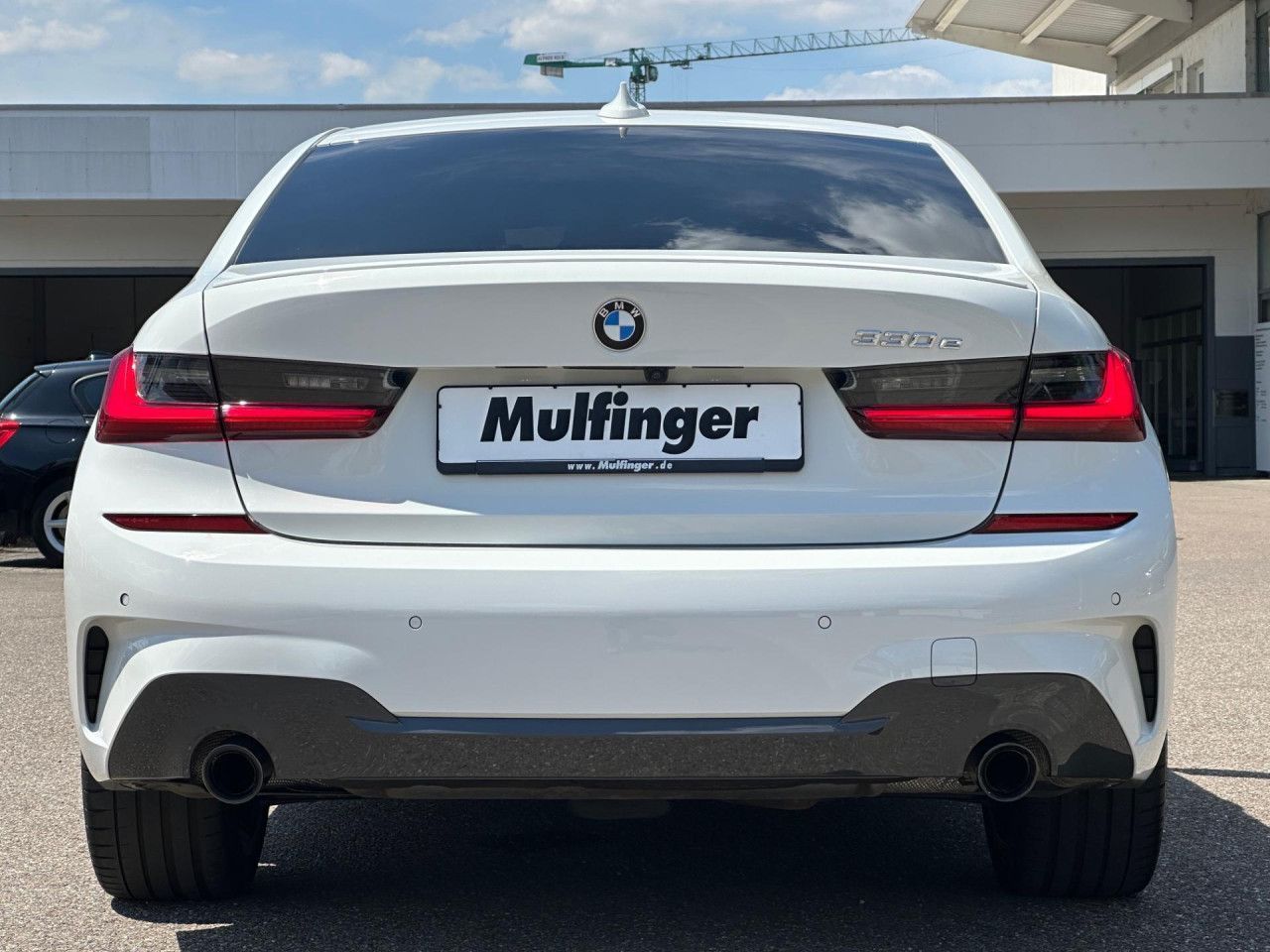 BMW 330e M Sport - Samsaru's Car Outlet
