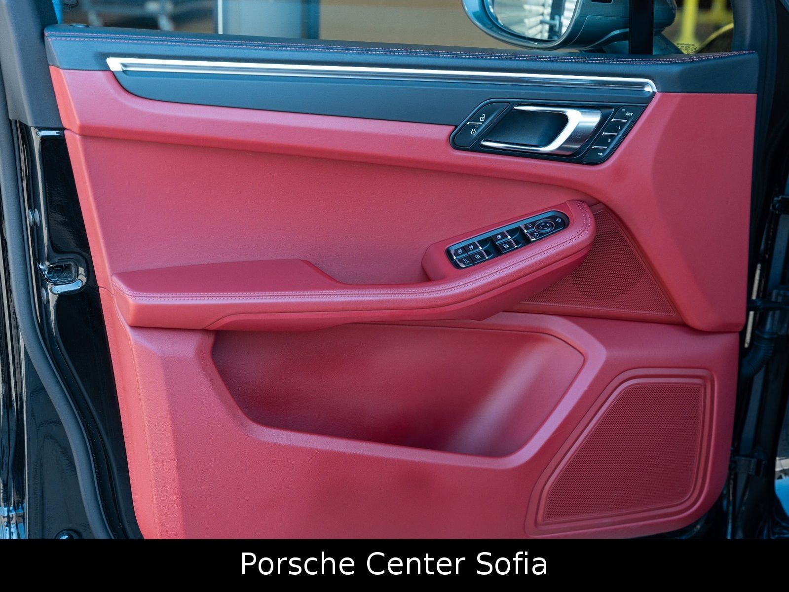 Porsche Macan T