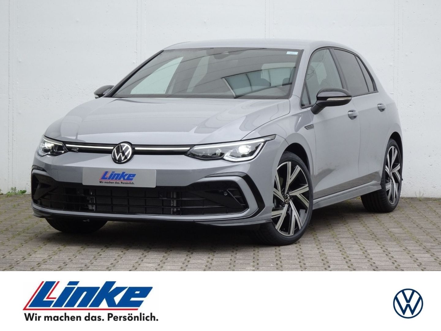 Volkswagen Golf VIII 2.0 TSI DSG R-Line - Samsaru's Car Outlet