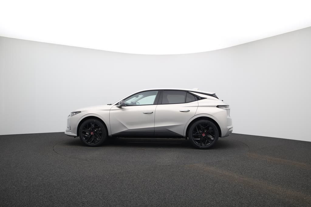 DS Automobiles DS4 Performance Line +