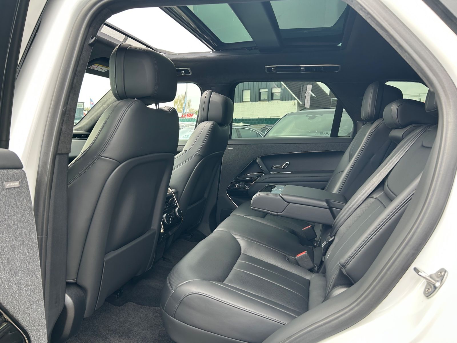 Range Rover Sport Autobiography - Samsaru's Car Outlet