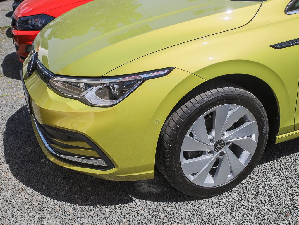 Volkswagen Golf VIII 1.5 TSI Style - Samsaru's Car Outlet