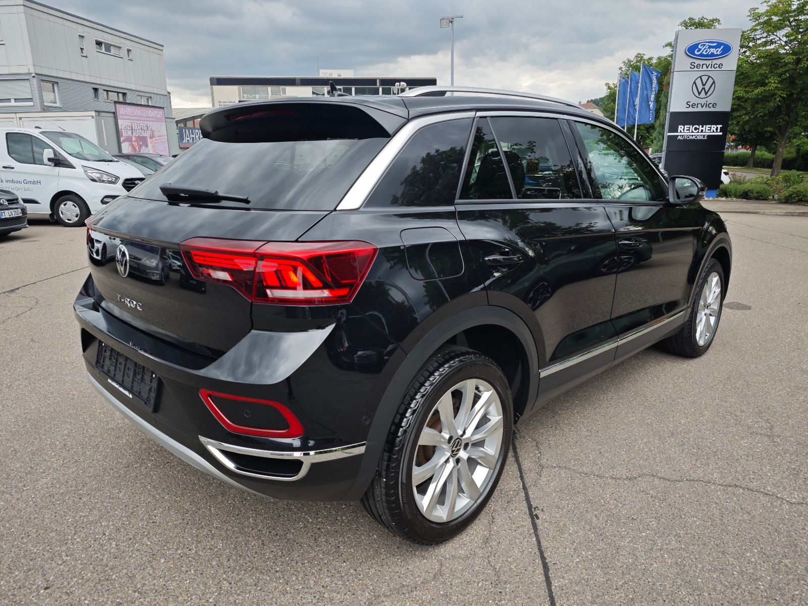 Volkswagen T-Roc Style 150PS DSG - Samsaru's Car Outlet