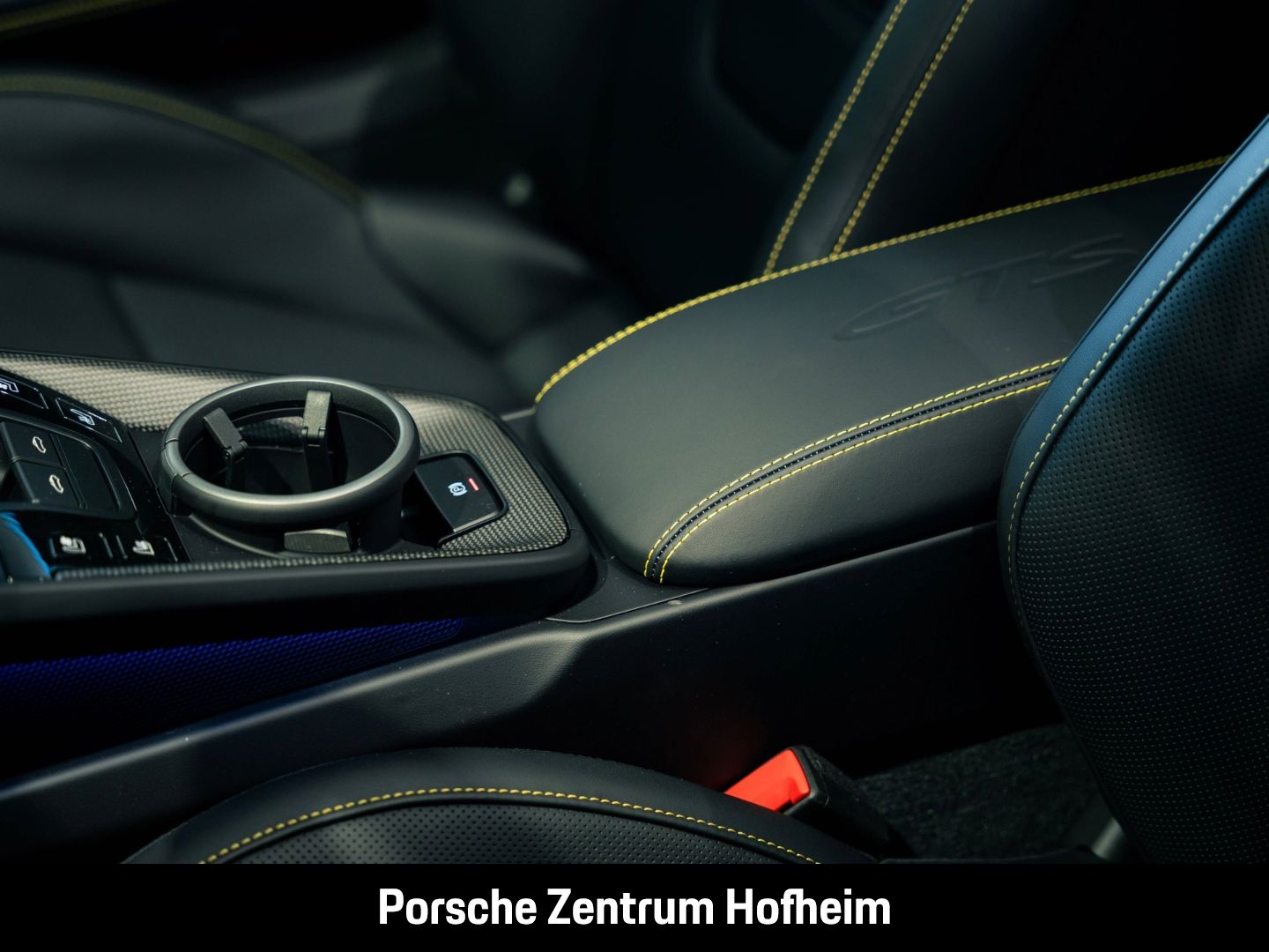 Porsche 992 911 Targa 4 GTS InnoDrive Abstandstempomat