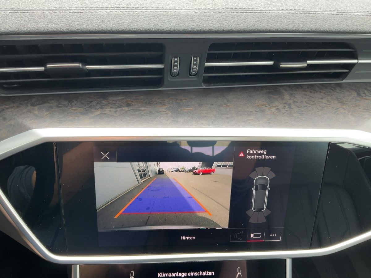 Audi A6 Avant 40 TDI QU S-TR DESIGN - Samsaru's Car Outlet